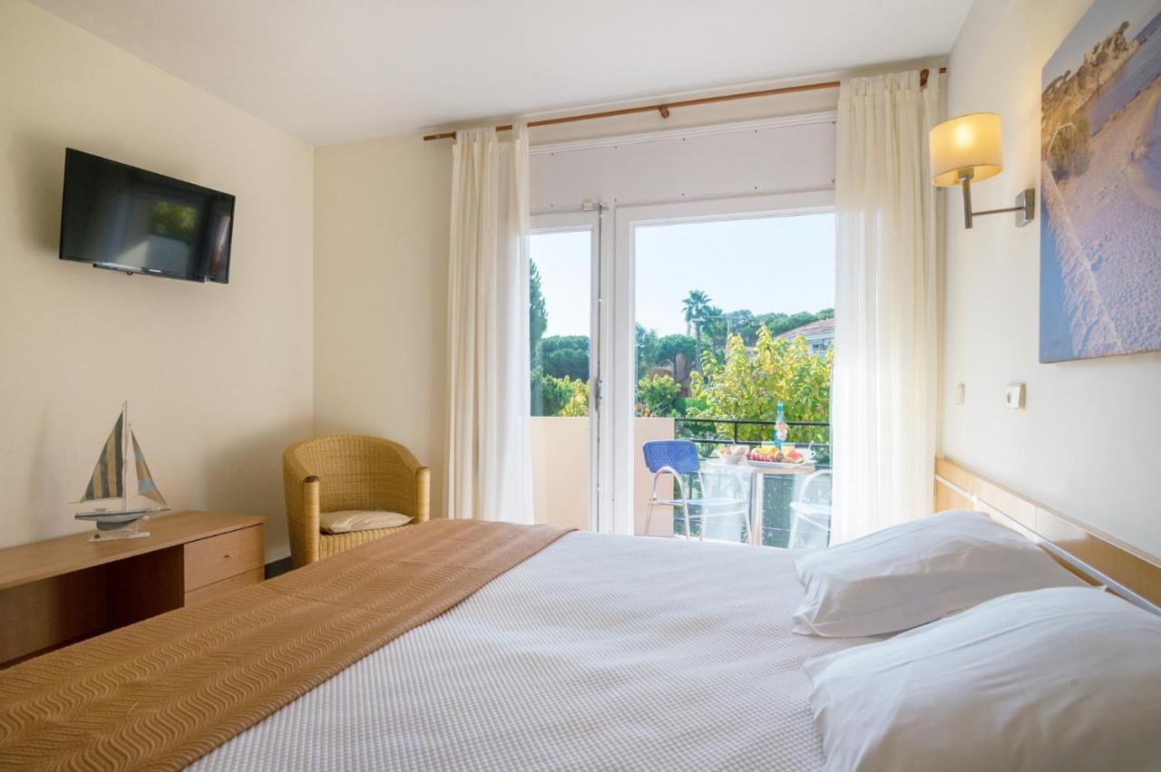 Hotel Ancora Palamos Exterior photo